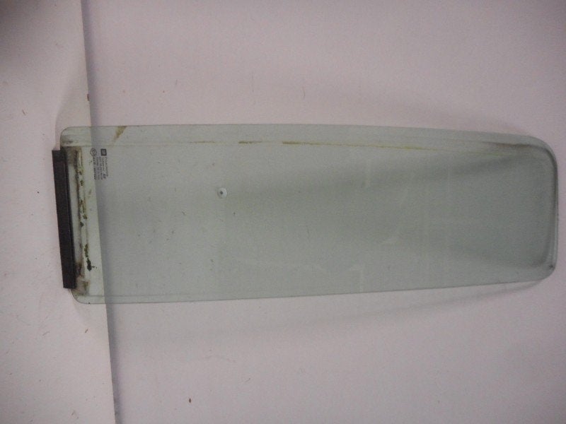 VITRE ARRIERE DROITE Opel Zafira (F75) (01-1998/07-2005), Opel, Opel Automobile GmbH, Utilisé, Kontakt-opel@opel.com