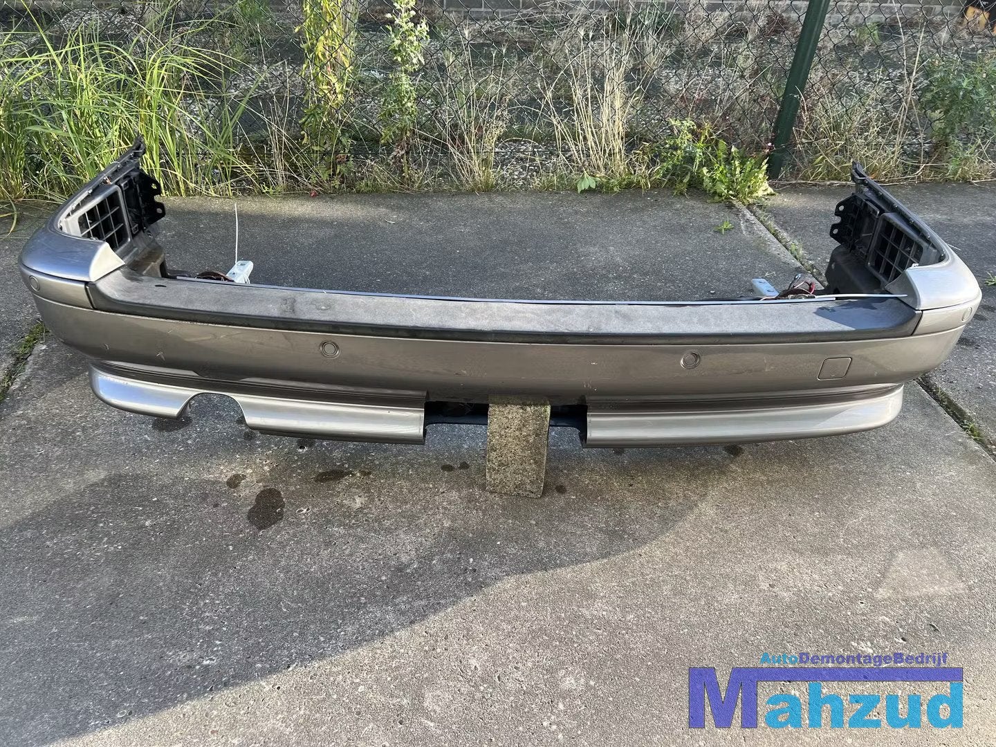 BMW 5 SERIE E39 Touring 472/7 achterbumper bumper 1996-2004, Petuelring 130
80788  Munich, DE, Arrière, Pare-chocs, Info@bmw.de