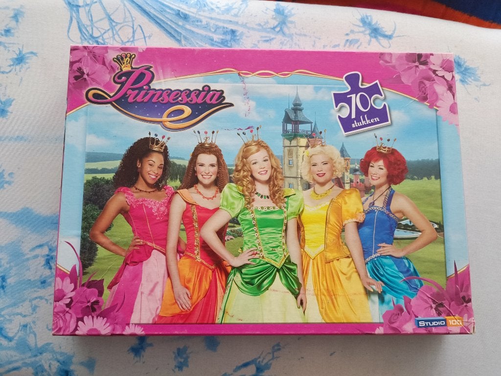 puzzels meisjes prinsessen, Ophalen of Verzenden, Meer dan 50 stukjes, Gebruikt, 6 jaar of ouder