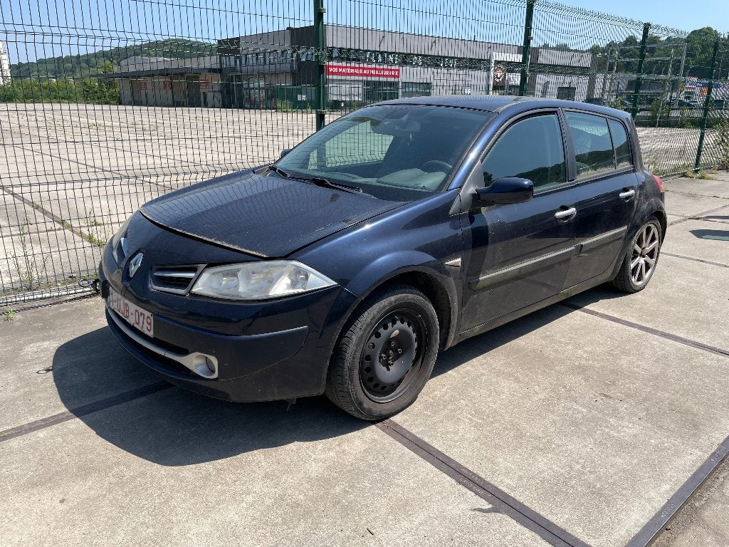 Renault Mégane 2 phase 2 de 2007 avec problème électrique, Achat, Boîte manuelle, Noir, 5 portes