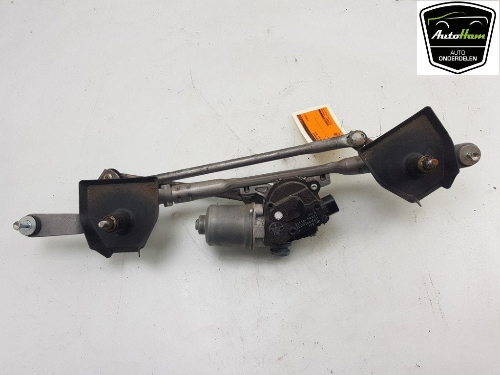 MOTEUR + TRINGLERIE ESSUIE GLACE AVANT Suzuki Celerio (LF), Suzuki-Allee 7
64625  Bensheim, DE, Suzuki Deutschland GmbH, Kontakt@suzuki.de