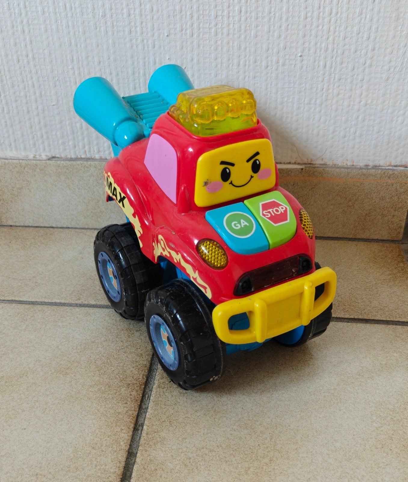 Camion monstre VTech, Enlèvement