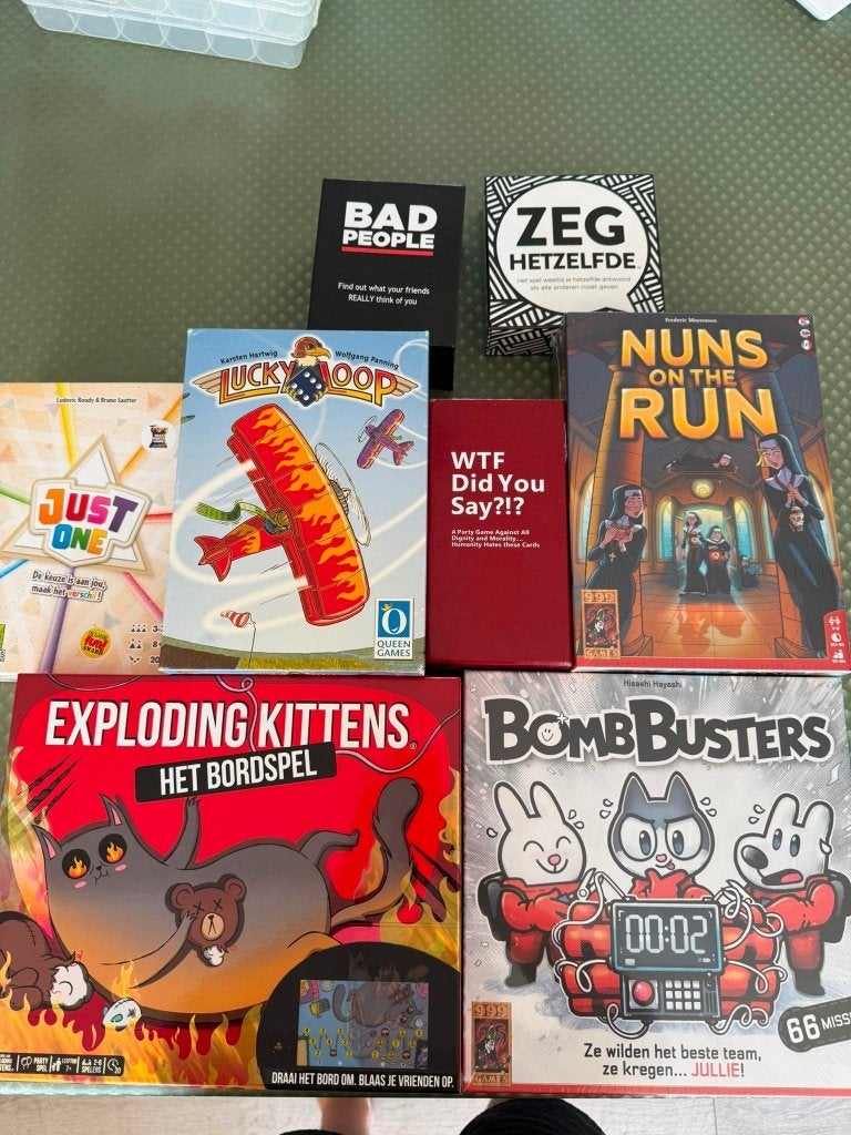 LOT gezelschapspellen(3 nog in de plastiek), Vijf spelers of meer, Ophalen of Verzenden, Zo goed als nieuw, 999 Games