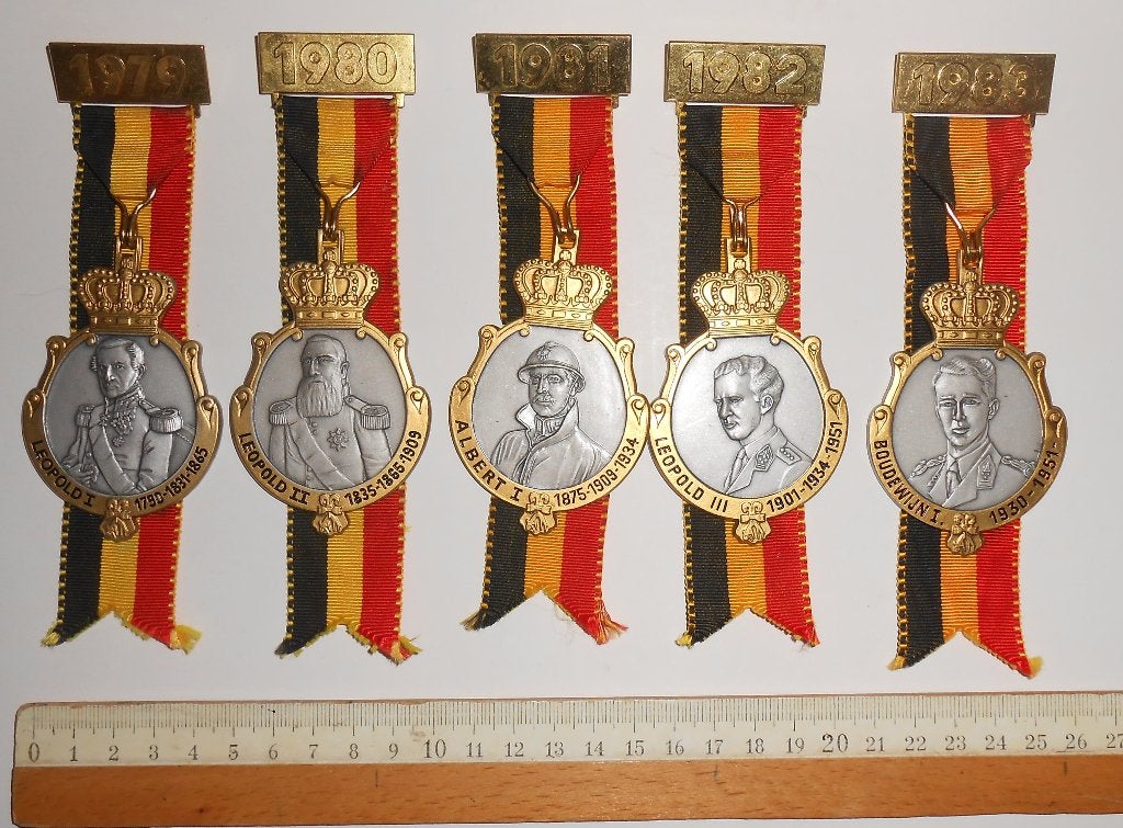 5 eretekens Belgische Koningen Leopold / Albert / Boudewijn, Ophalen of Verzenden, Gebruikt, Overige typen