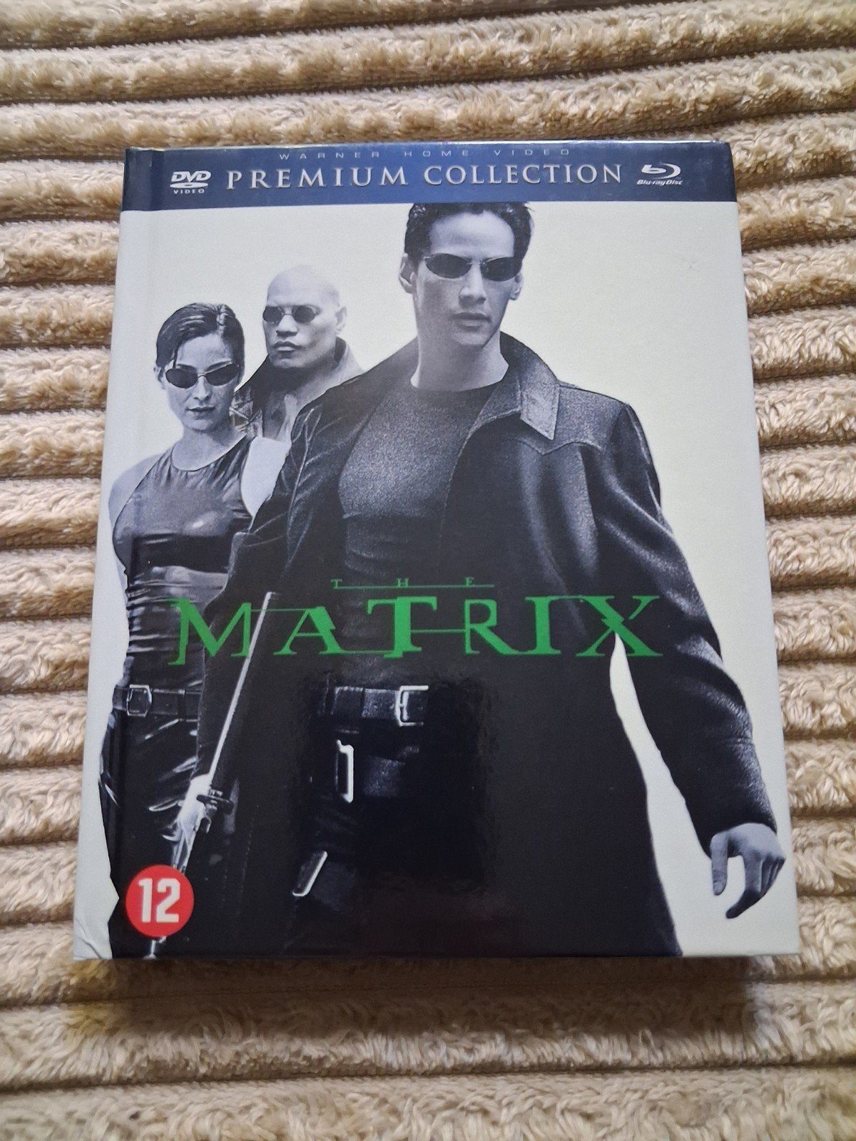 2 digibooks   matrix  et batman le chevalier noir, Enlèvement ou Envoi