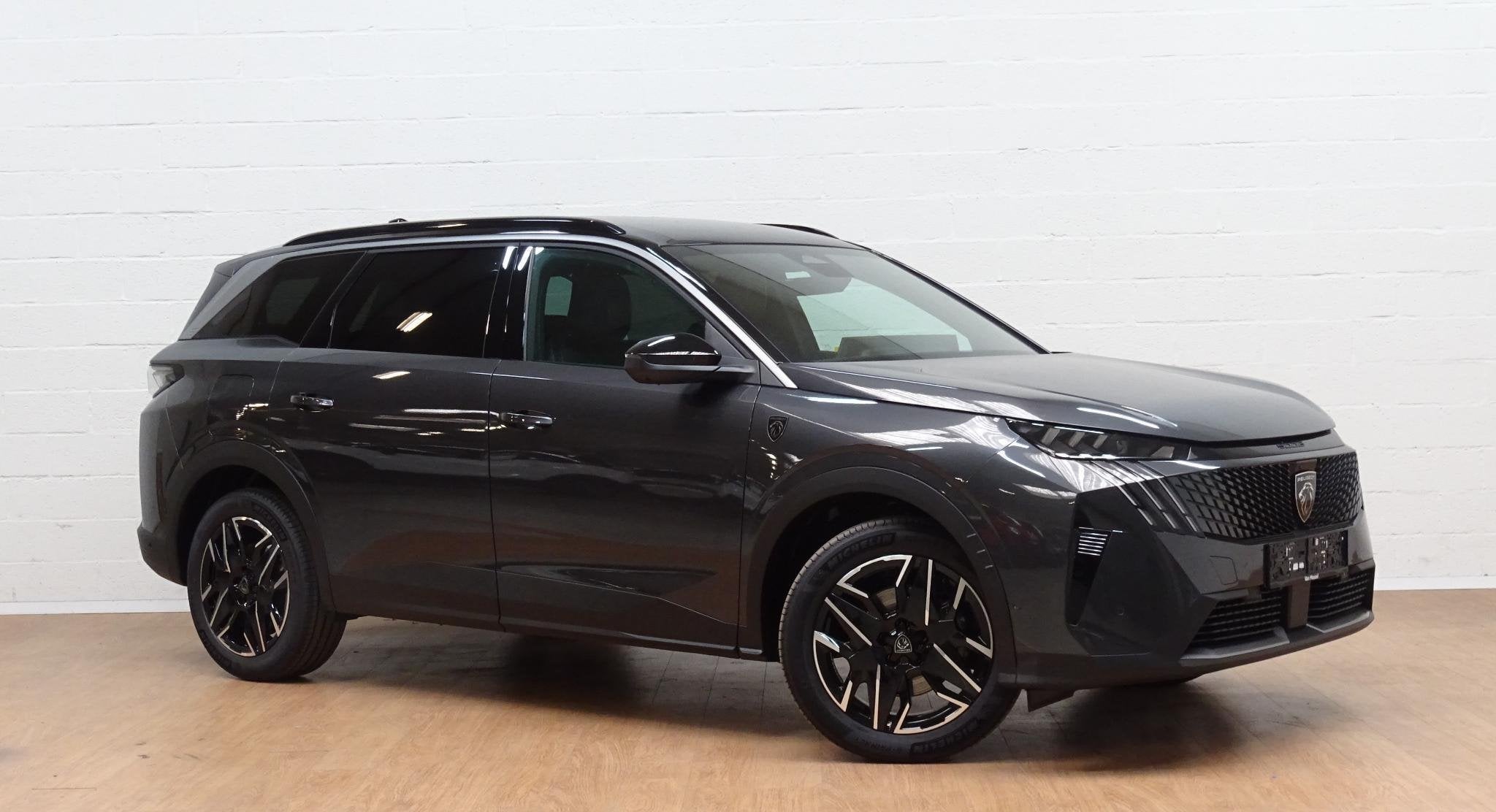 Peugeot 5008 1.2 HYBRID 145 GT +pano dak+ 7 seats, Auto's, Stof, Gebruikt, 1700 kg, Bedrijf