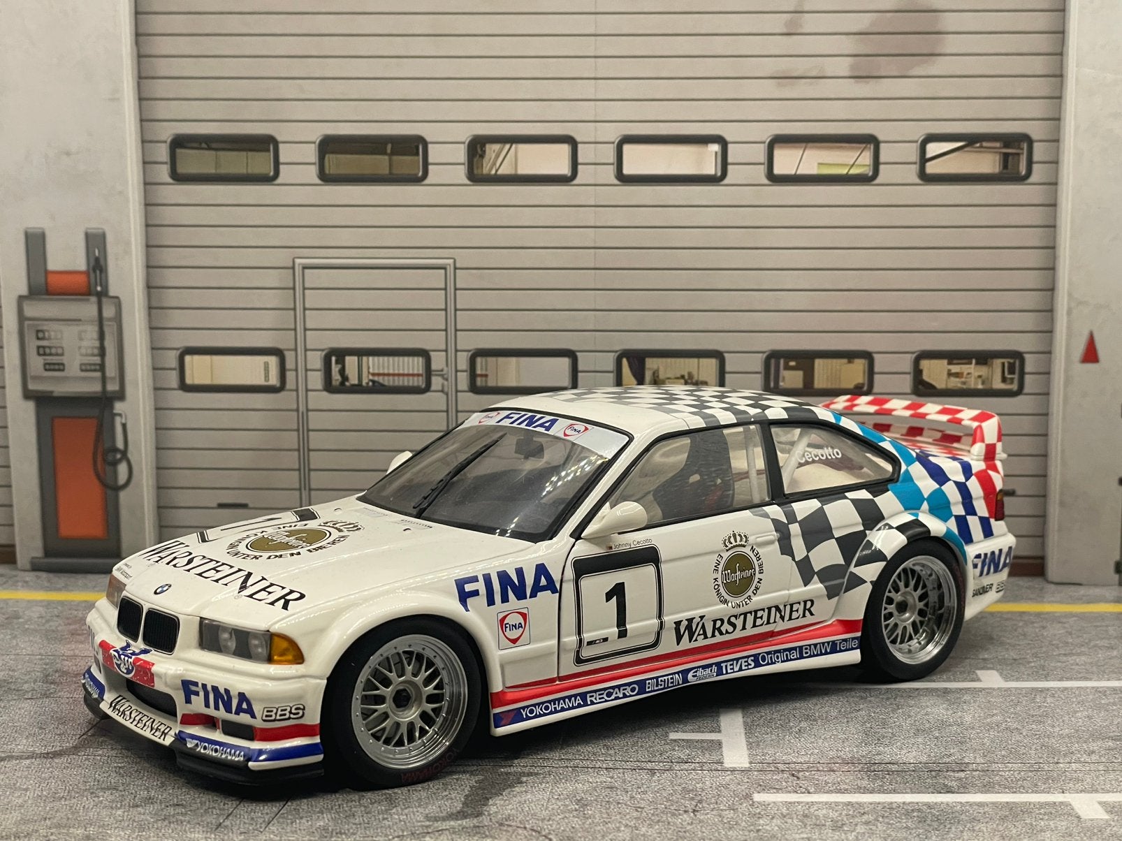 BMW E36 GTR ut models 1/18, Enlèvement, Comme neuf