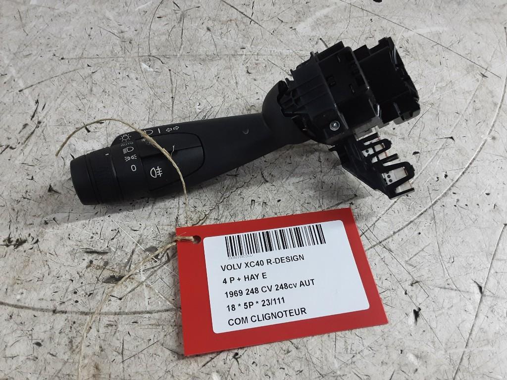 KNIPPERLICHTSCHAKELAAR Volvo XC40 (XZ) (31481371), Gebruikt, Mevr. I. Hauben, Volvo, Rue de l'Espoir 34 34
4030  GRIVEGNÉE, BE