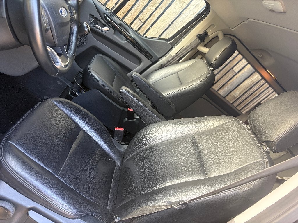 Ford Transit Custom L2 2.0D 170PK dubbele cabine, Zwart, Leder, Diesel, Overige carrosserie