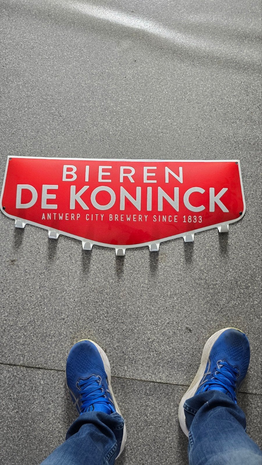 emaille kapstok bieren de koninck, Enlèvement, De Koninck