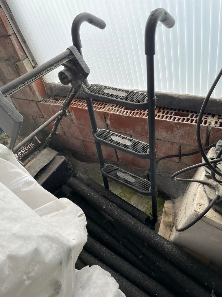 Trampoline, Ophalen, Gebruikt