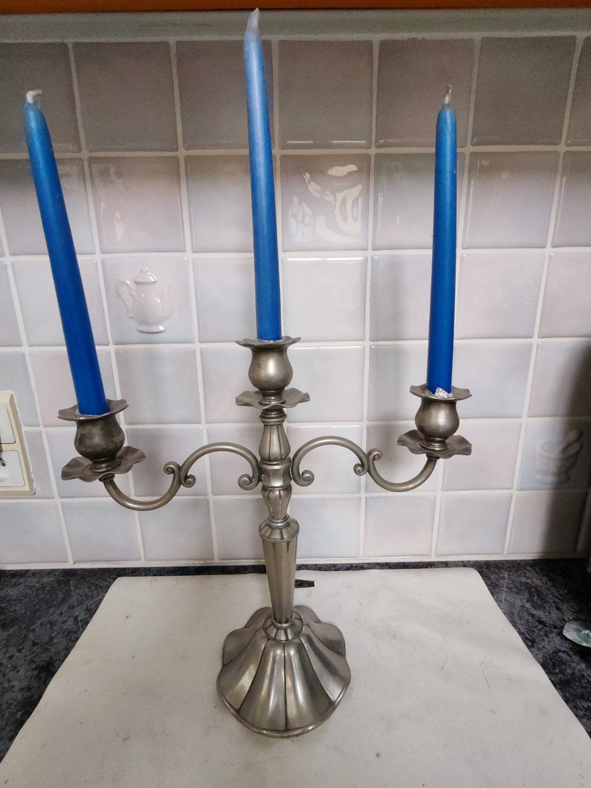 2 Bougeoirs/chandeliers décoratifs, Antiquités & Art, Enlèvement