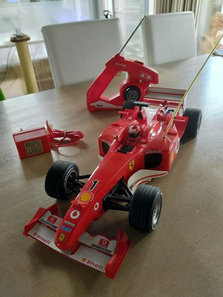 Ferrari, Nikko, Formule 1, radiogestuurd, Hobby & Loisirs créatifs, Enlèvement ou Envoi, Comme neuf, 1:9 à 1:12, Voiture