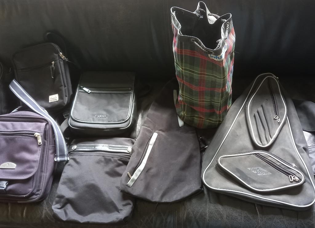 Neufs: sac bandoulière guess noir homme +  autres vintage, Enlèvement ou Envoi, Noir