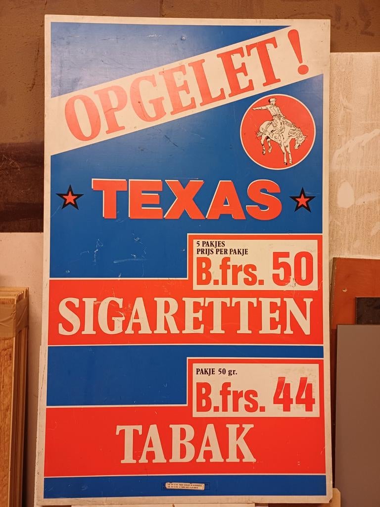 Reklame paneel, Ophalen