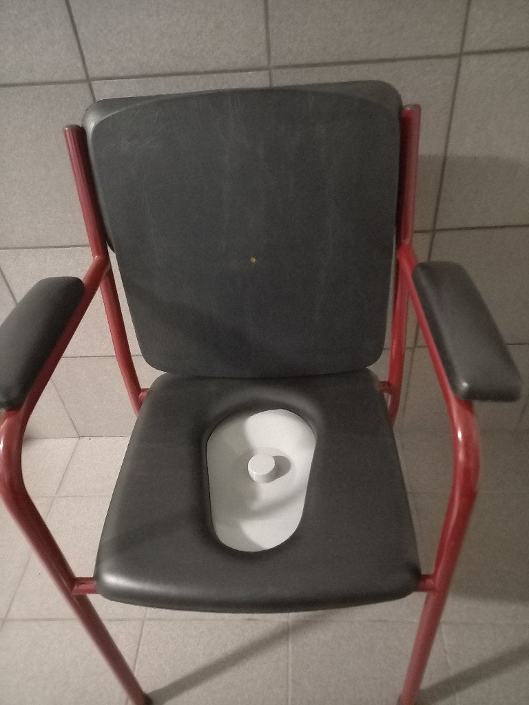 WC stoel, Diversen, Ophalen, Zo goed als nieuw