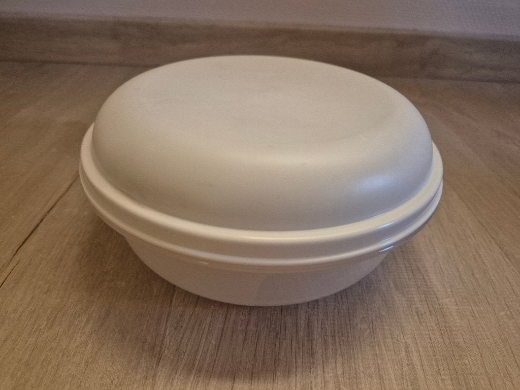 Boîte de rangement Tupperware (ronde, diamètre 18,5 cm), Enlèvement ou Envoi, Utilisé