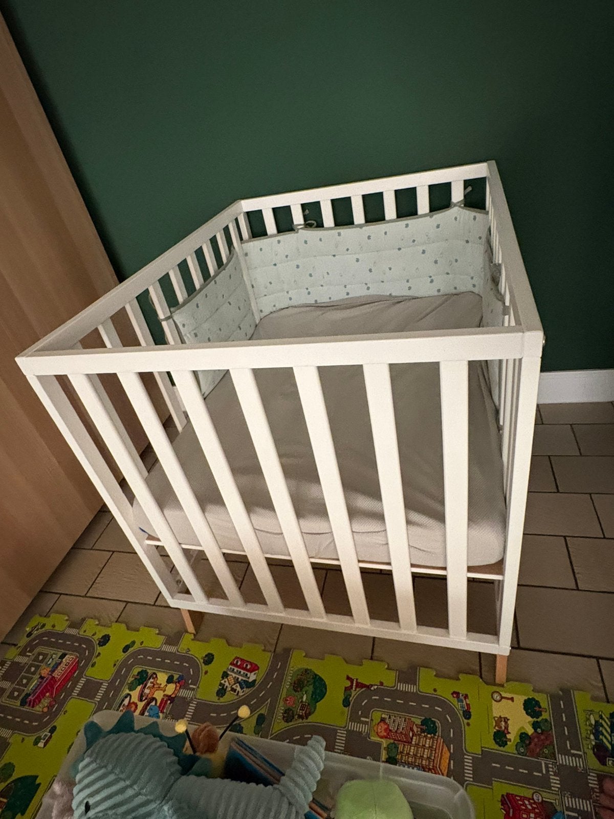 Park van het merk QUAX met matras +hoes +parkomrander, Kinderen en Baby's, Ophalen, Zo goed als nieuw