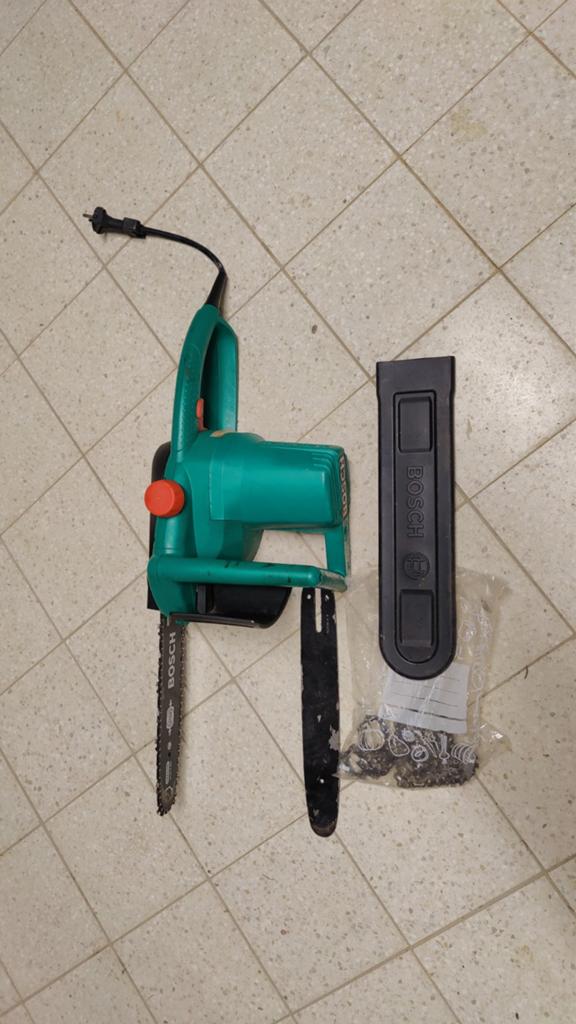Bosch Kettingzaag AKE 30 S met 2 extra kettingen & blad, Ophalen, Kettingzaag