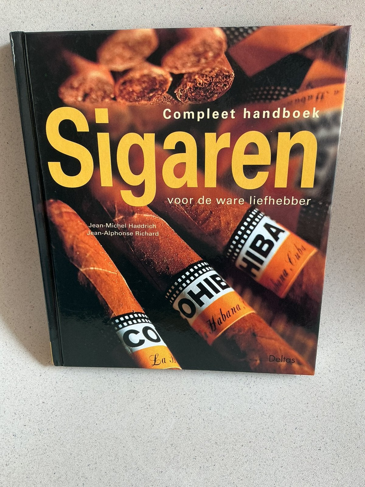 Compleet handboek sigaren voor de ware liefhebber, Ophalen, Zo goed als nieuw, J.-M. Haedrich; J.A. Richard