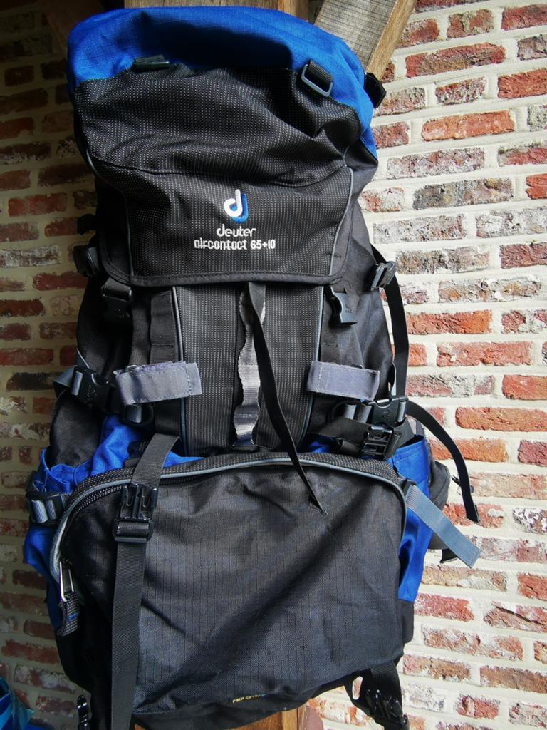 2 grote trekkersrugzakken Deuter, Ophalen, Zo goed als nieuw