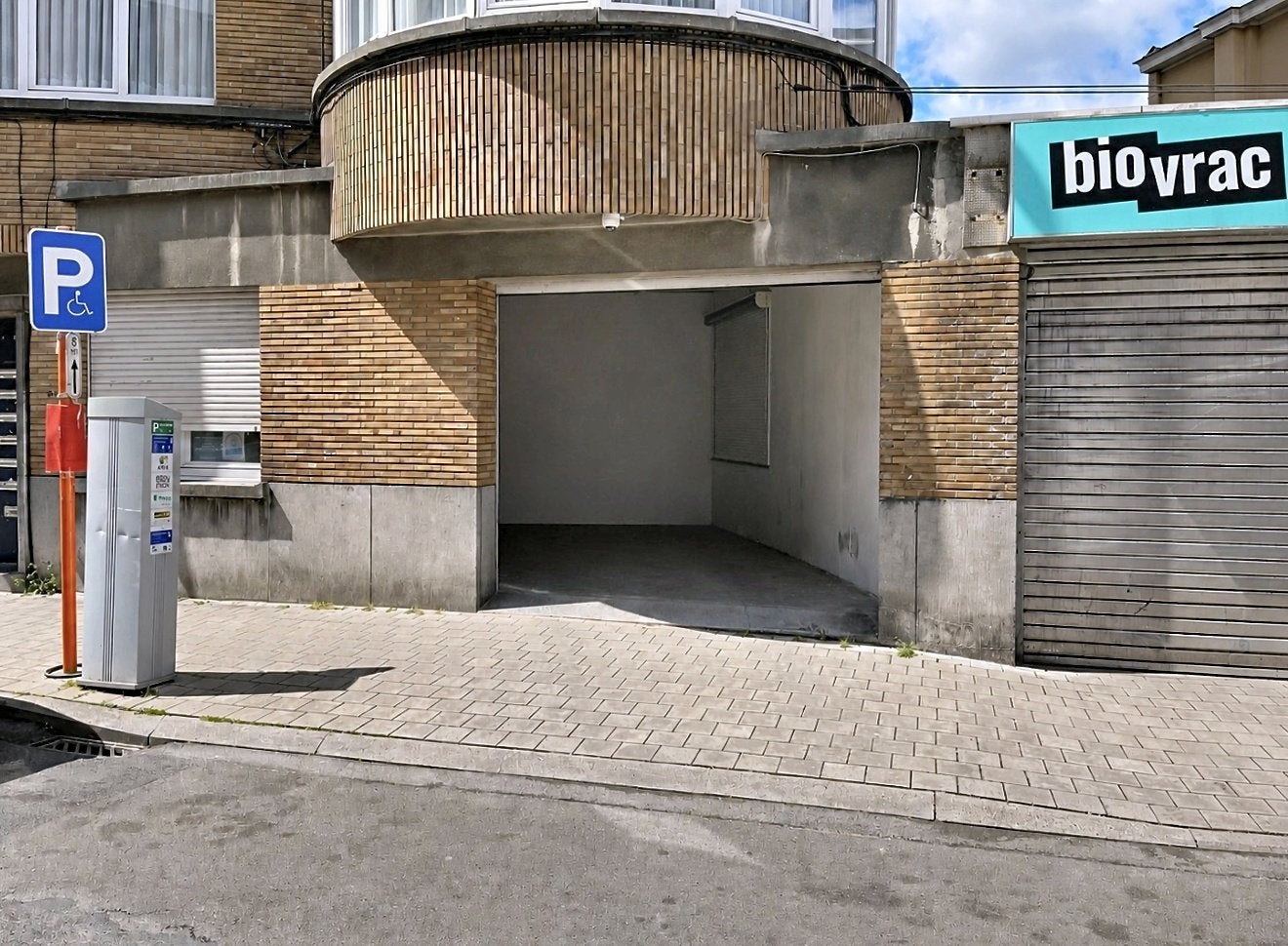 QUARTIER HELMET SCHAERBEEK ! – GARAGE BOX FERMÉ À VENDRE, Immo, Bruxelles