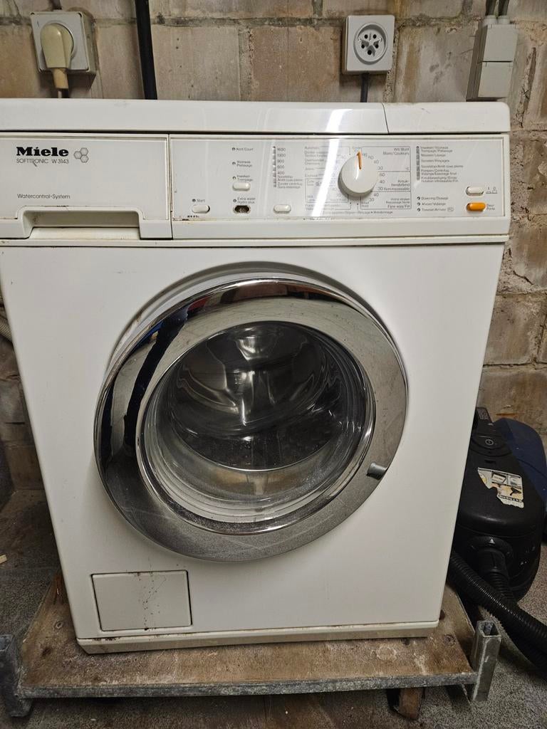 Miele wasmachine, Elektronische apparatuur, Ophalen