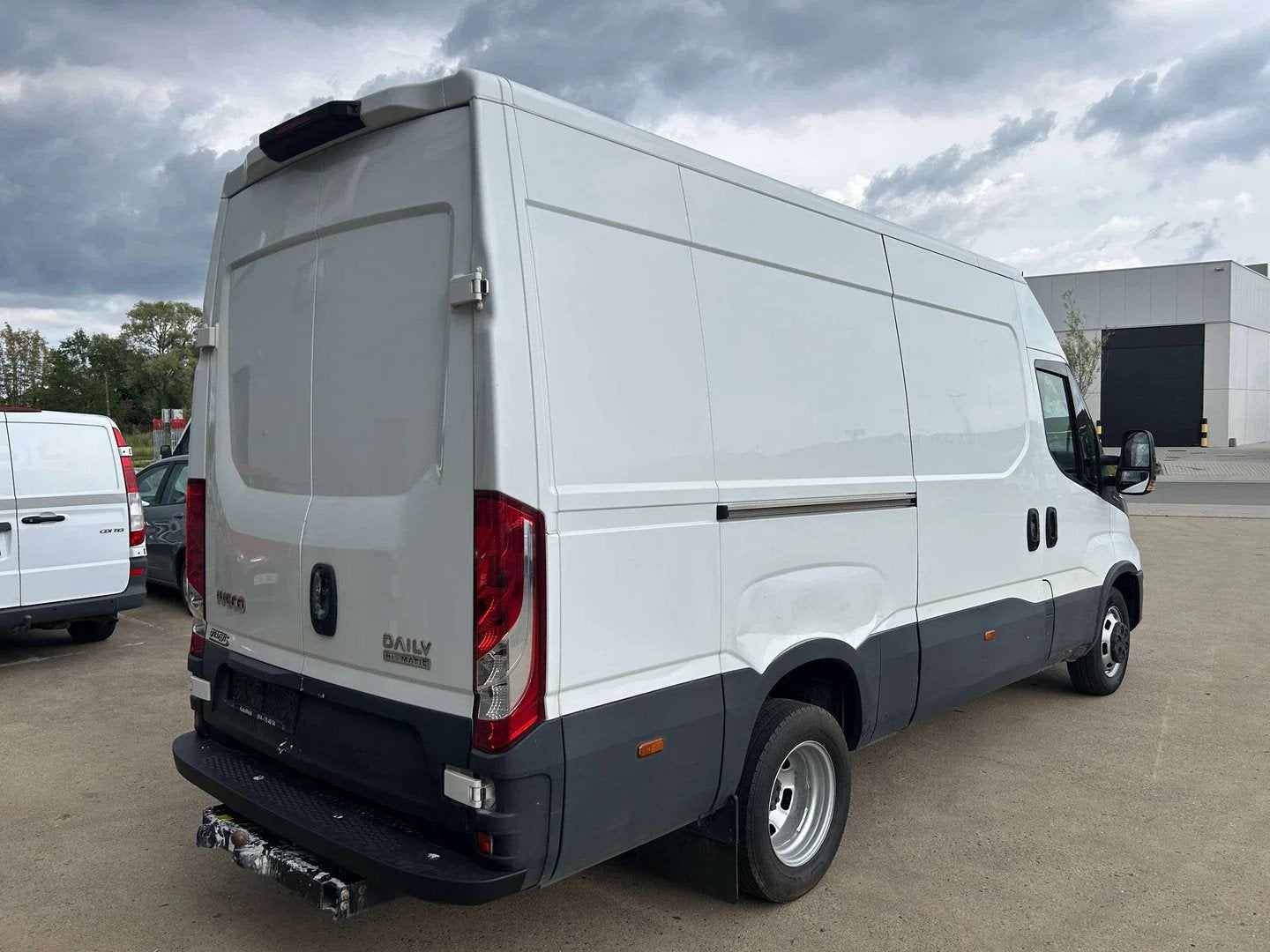 Iveco Daily 35C14V 2.3 Turbo VGT Hi-Matic DUBBELE BAND 3500, 100 kW, Achat, Entreprise, 5 portes