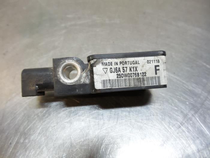 Airbag Sensor van een Mazda 6 (6 02-), Gebruikt, -, -, Ophalen of Verzenden