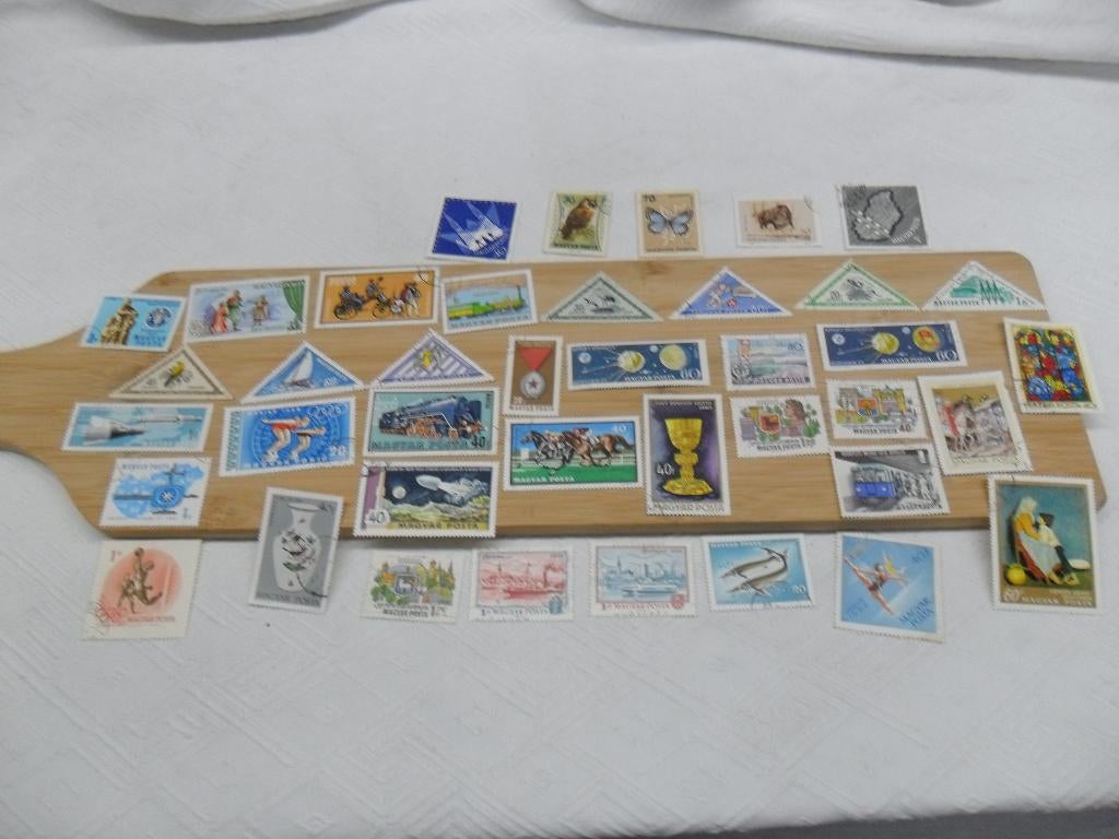 401gebruikte postzegels Magyar Posta state (zie foto's), Postzegels en Munten, Ophalen of Verzenden, Gestempeld