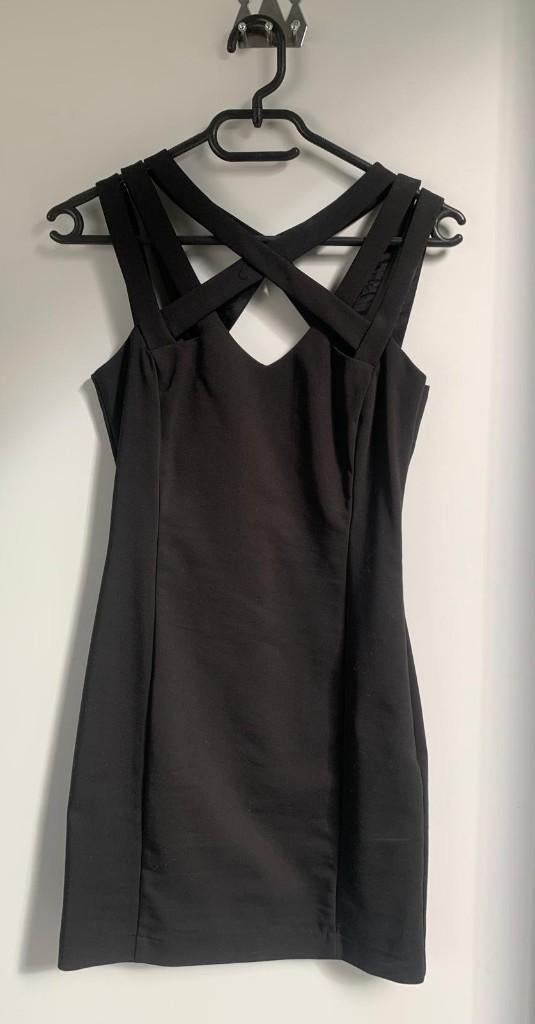 Kleedjes pakket voor €20,00 Mango, Vila, Astrid Black Label, Kleding | Dames, Jurken, Nieuw, Maat 34 (XS) of kleiner, Overige kleuren