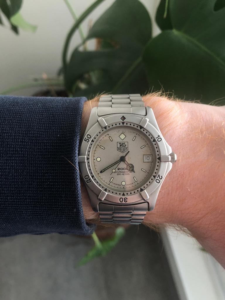 TAG Heuer Professional 2000 - 38mm, Handtassen en Accessoires, Horloges | Antiek, Polshorloge, Overige merken, Staal, 1960 of later