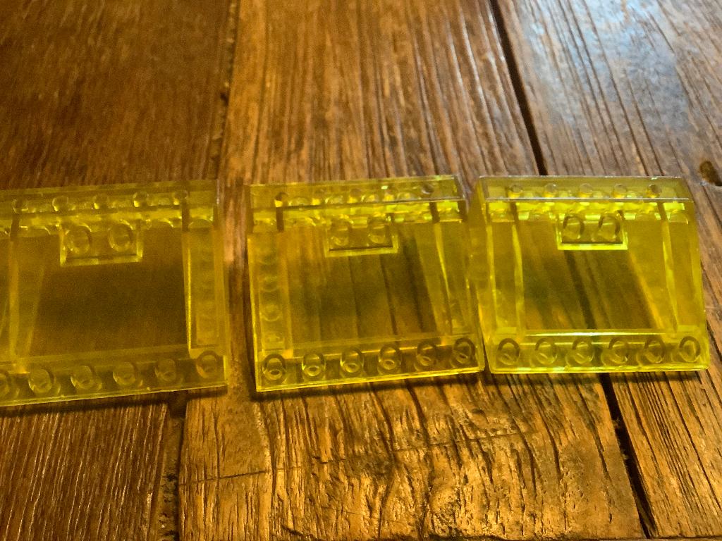Lego Slope, Inverted 33 5 x 6 x 2 trans yellow 3 st / 729-15, Kinderen en Baby's, Speelgoed | Duplo en Lego, Gebruikt, Lego, Ophalen of Verzenden