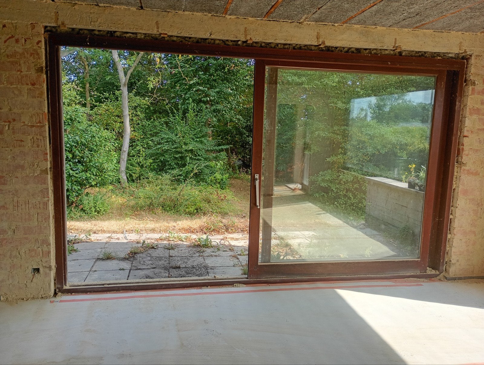 Grote schuifraam, dubbel glas hardhout., Doe-het-zelf en Bouw, Ophalen