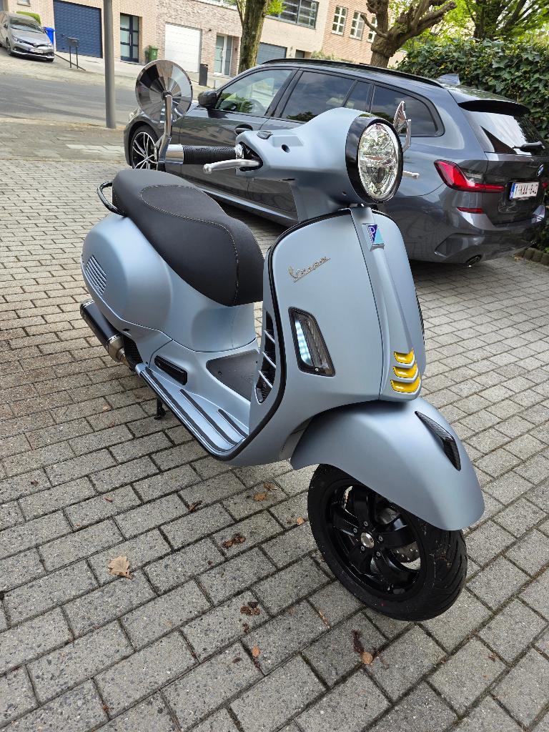 Vespa 125 GTS Supertech * NIEUWSTAAT *, Autres modèles, 125 cm³, Comme neuf, Classe B (45 km/h)