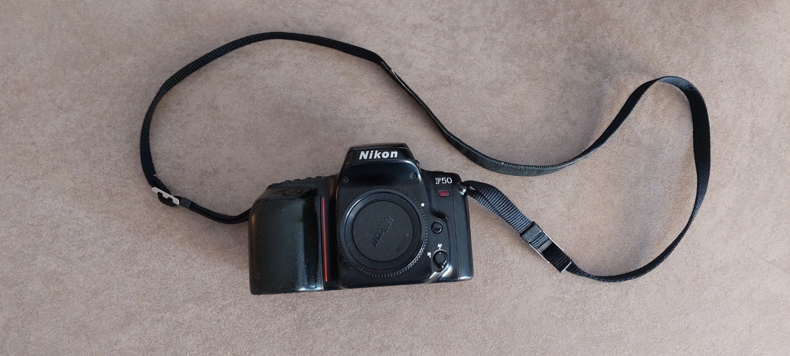 appareil photo reflex argentique NIKON F50D, Enlèvement, Utilisé, Reflex miroir, Nikon