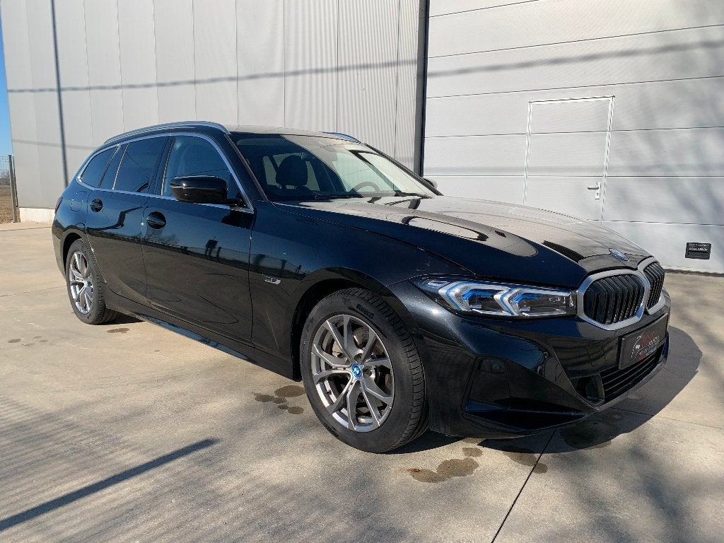 BMW 3 REEKS HYBRID LEDER/LIVECOCKPIT/TREKH/NAVI/AUTOMA, Autos, Cuir, Achat, Euro 6, Entreprise