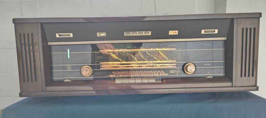 Philips B7X44A, Enlèvement, Comme neuf, Radio