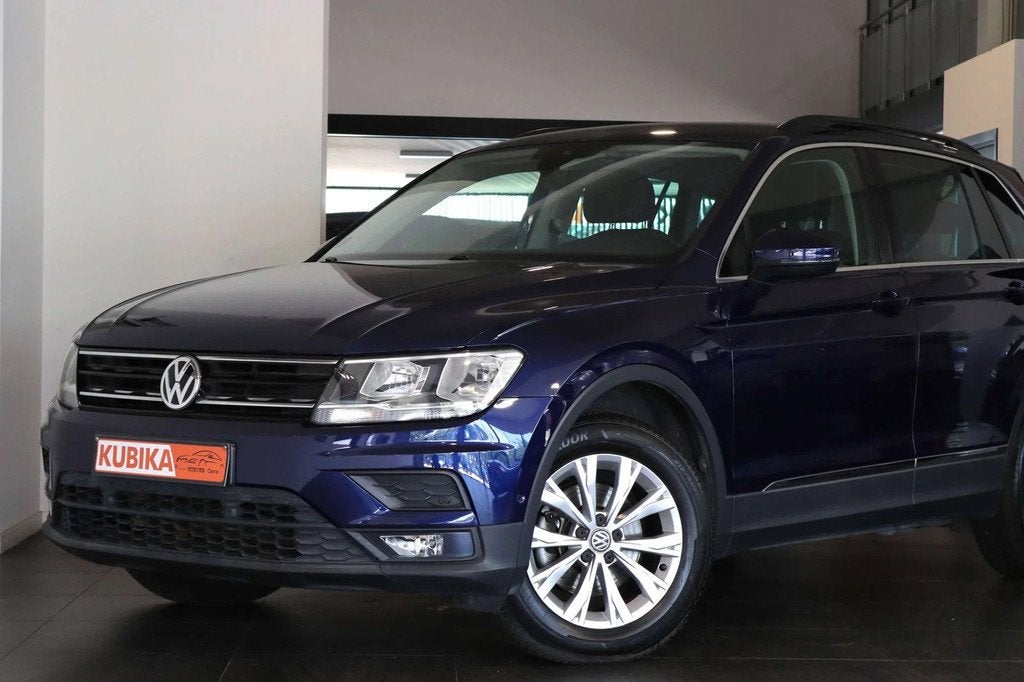 Volkswagen Tiguan Tiguan 1.5 TSI Camera Navi LijnA ACC Garan, Autos, Achat, Entreprise, Boîte manuelle, 5 places