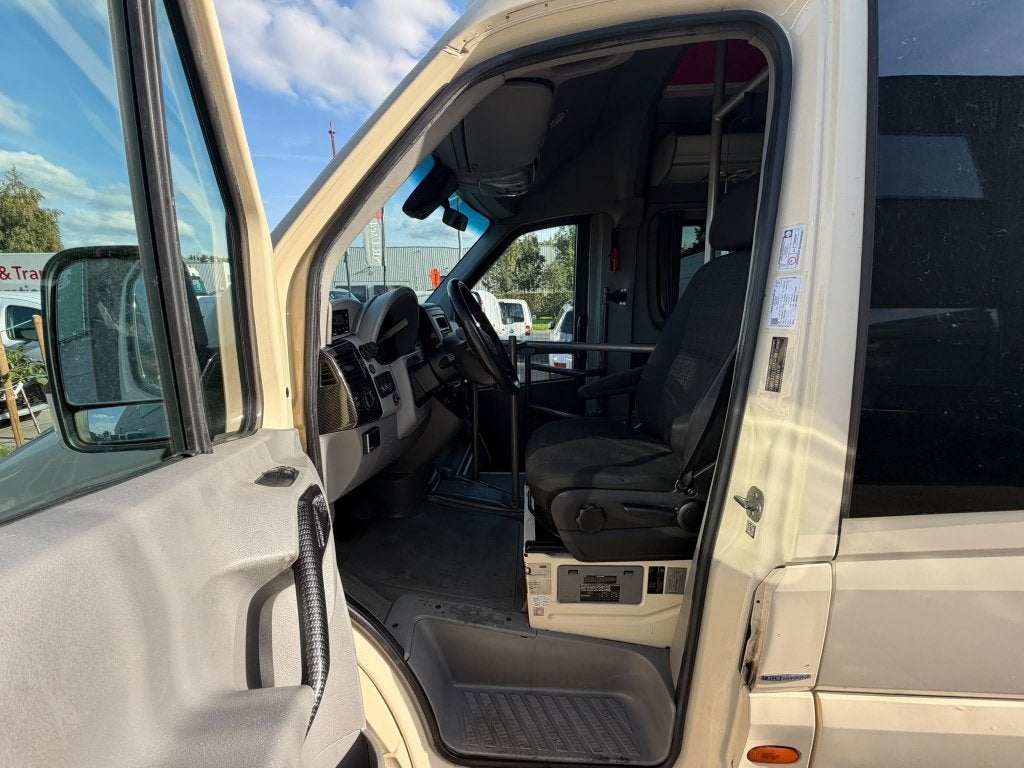 Mercedes Sprinter 519 Bus (Stock ID 28993) — 8