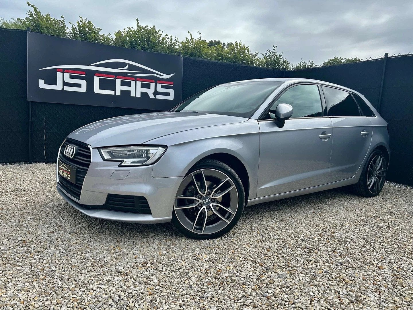 Audi A3 Sportback 1.6 TDi Business Edition S tronic*LED*GPS*, Automaat, Gebruikt, Euro 6, 4 cilinders