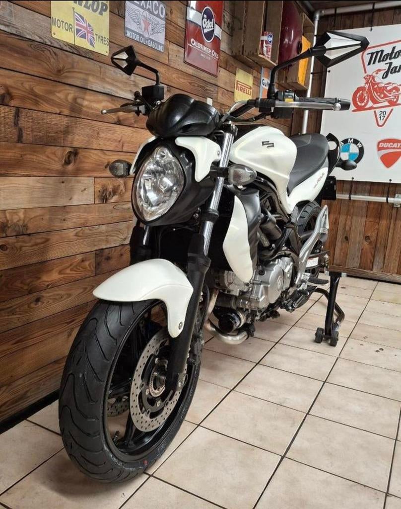 Suzuki SVF650 Gladius A2, ABS, Occasion, Particulier, Permis Moto A2 minimum