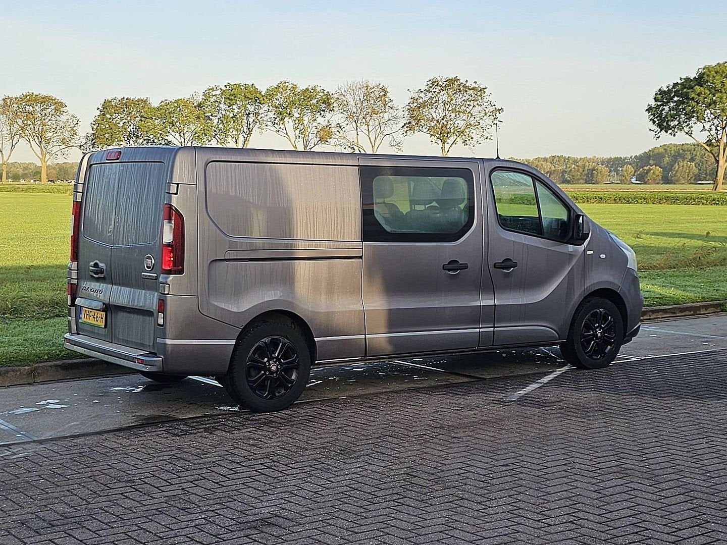 Fiat TALENTO 2.0 MJ ac dubbel cab EURO6, Autos, Argent ou Gris, Achat, Entreprise, Boîte manuelle