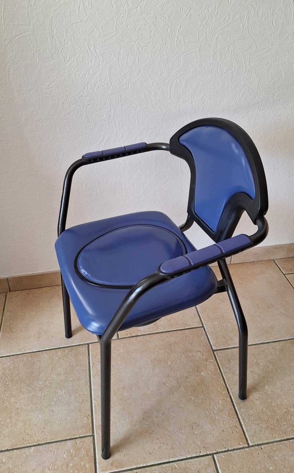 Chaise percée fixe, Divers, Matériel Infirmier, Enlèvement, Comme neuf