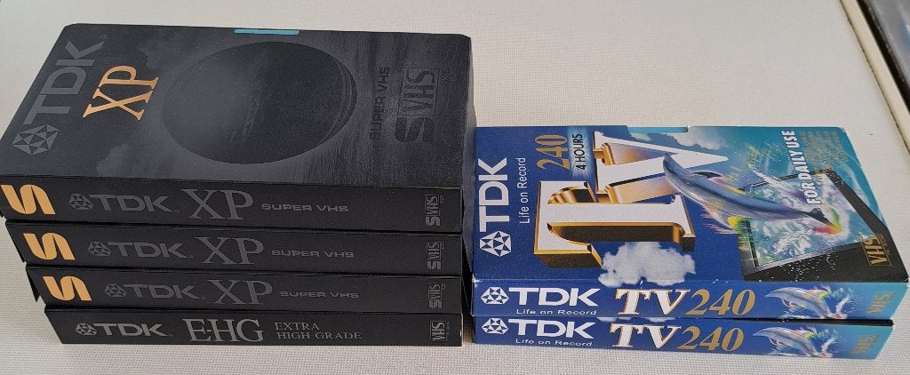 Cassettes vidéo utilisées TDK XPsuper + TDK EHG + TDK TV 240, Enlèvement