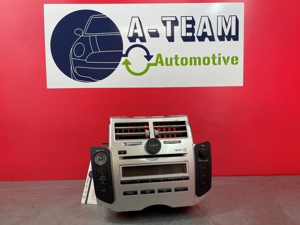 RADIO Toyota Yaris II (P9) (01-2005/12-2014) (|861200D200|), Auto-onderdelen, Gebruikt, Kundenbetreuung@toyota.de, Toyota, Toyota-Allee 2
50858  Köln, DE