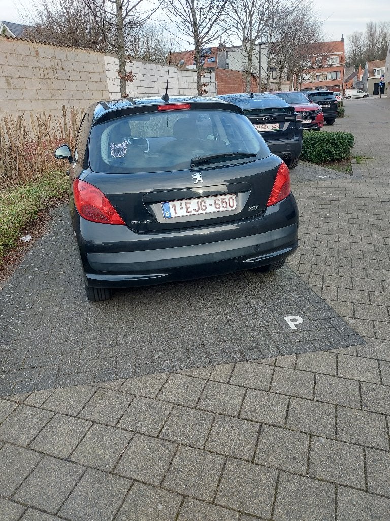 Peugeot  207, Voorwielaandrijving, Stof, Zwart, 4 cilinders