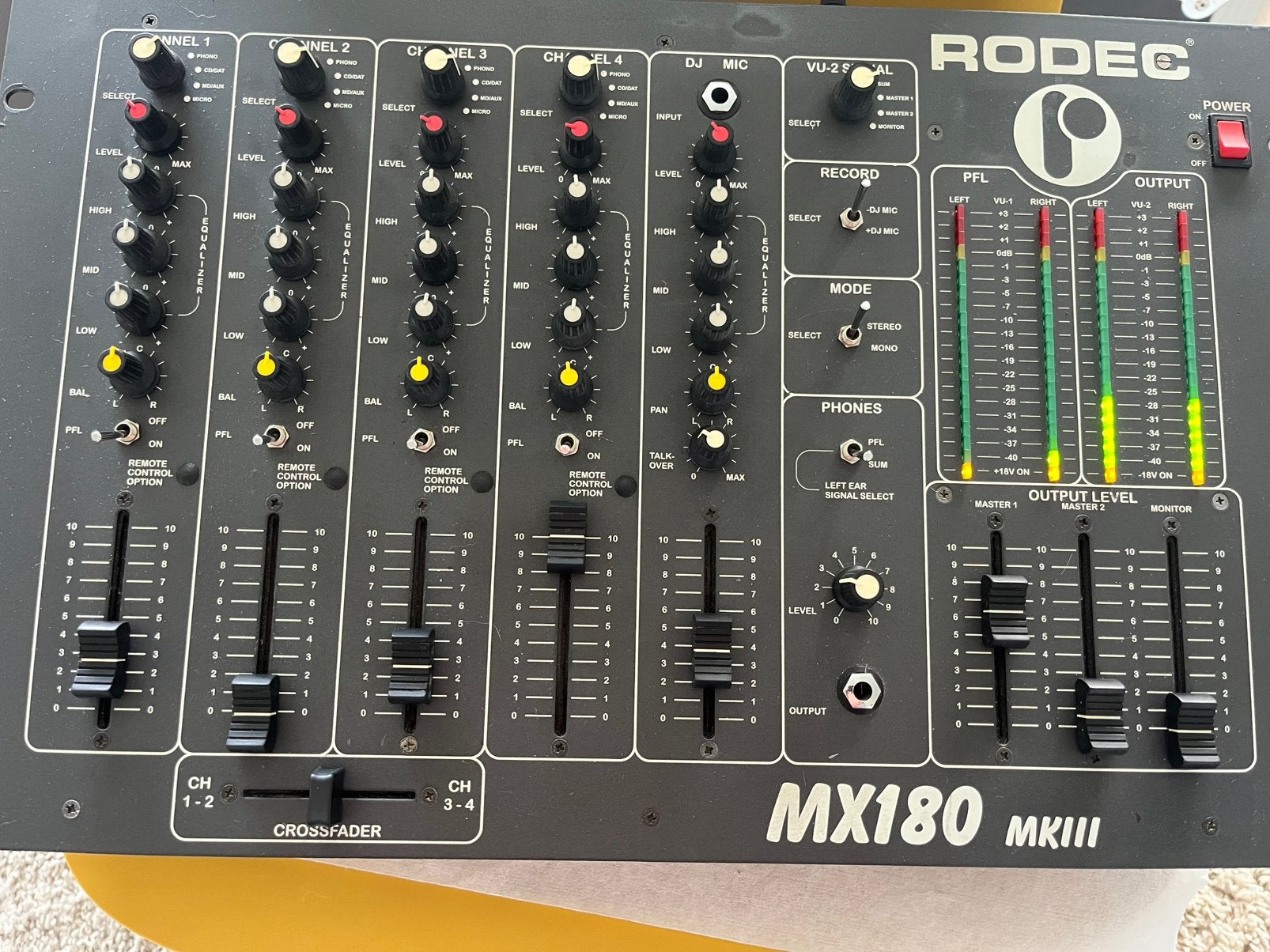 Rodec MX180 MKIII, Muziek en Instrumenten, Ophalen, Zo goed als nieuw