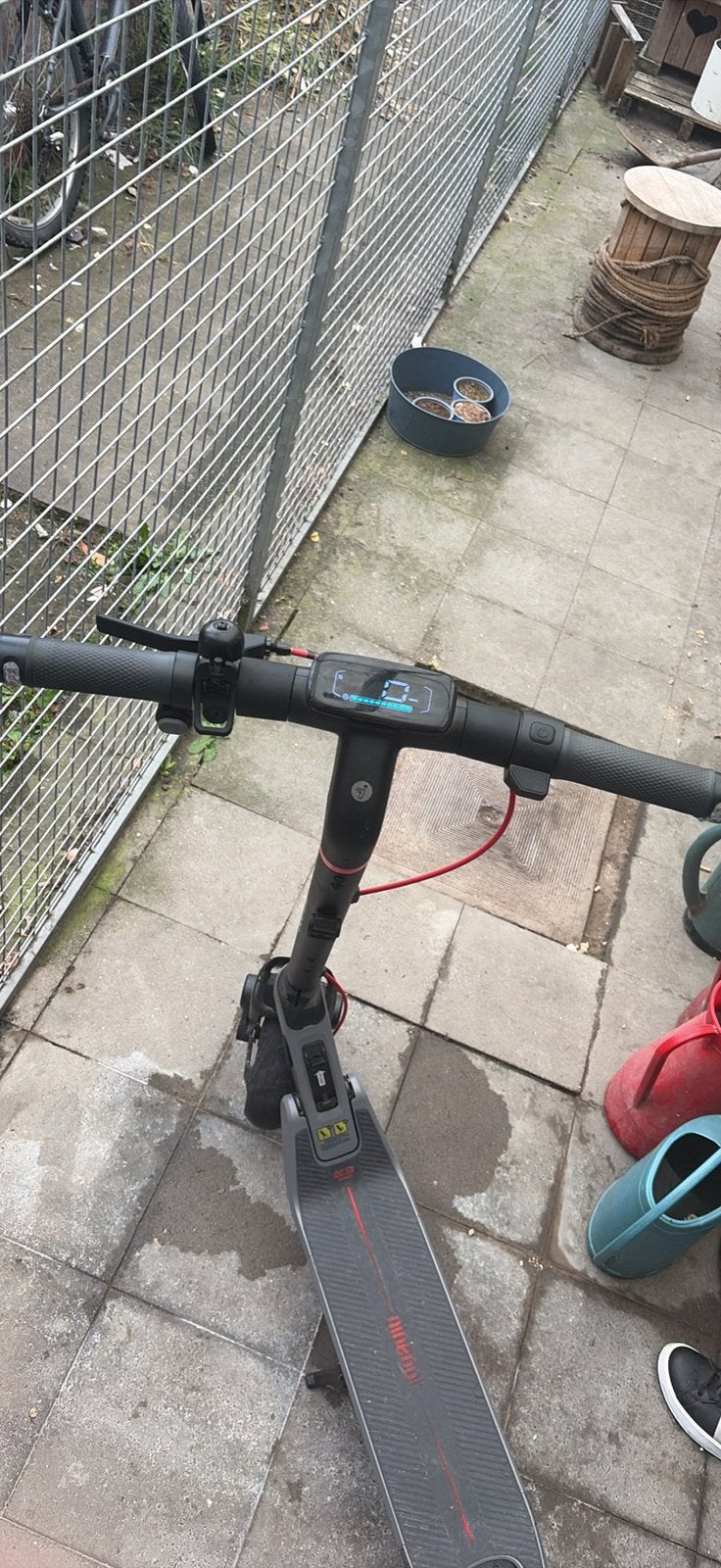 Elektrische step, Fietsen en Brommers, Steps, Ophalen, Zo goed als nieuw
