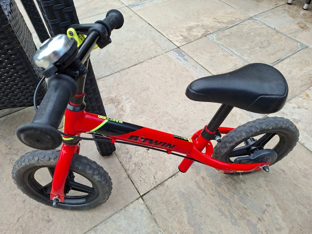20 €  Kinder loopfiets, Ophalen, Zo goed als nieuw, Loopfiets